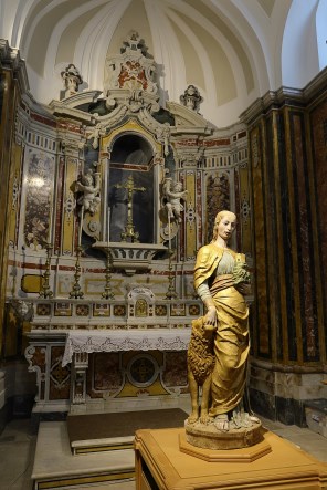 칼케돈의 성녀 에우페미아_attributed to Andrea Mantegna or Pietro Lombardo_photo by Eletto Luigi_in the Cathedral of Santa Maria Assunta in Irsina_Italy.JPG